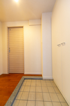 玄関　別部屋参考写真