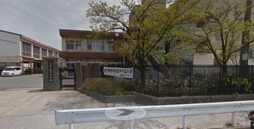中学校　松戸市立旭町中学校（中学校）まで1313m