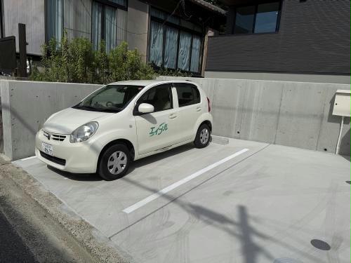 駐車場　駐車場