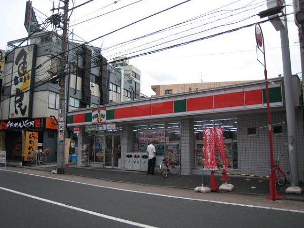 コンビニ　サンクス（コンビニ）まで288m