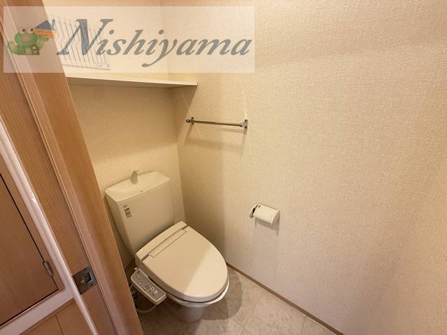 ＪＲ奥羽本線 米沢駅 徒歩9分 2階建 築11年のトイレ写真