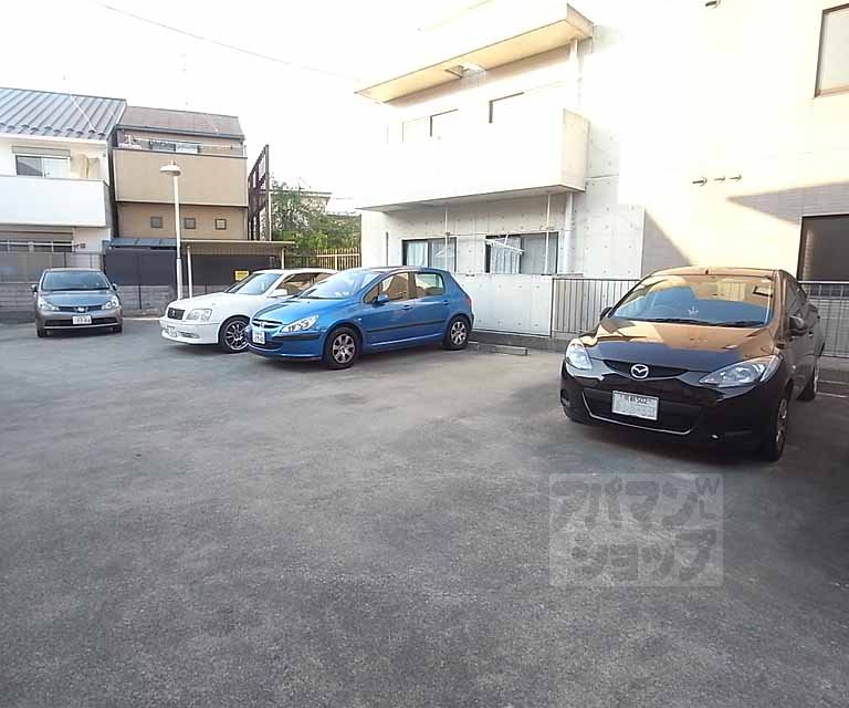 駐車場　屋外駐車場