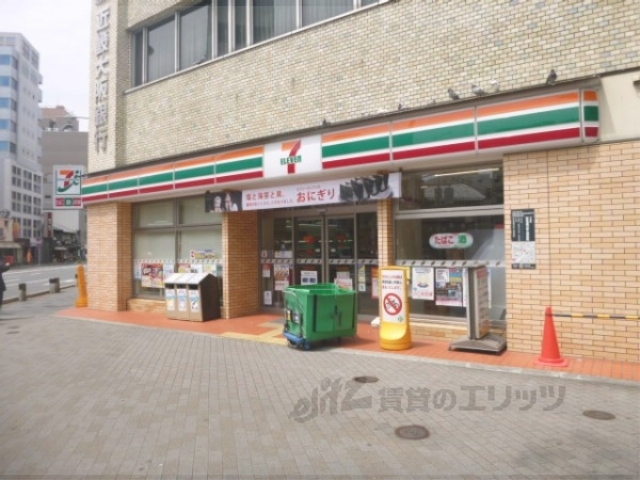 コンビニ　セブンイレブン京都四条堀川店（コンビニ）まで200m