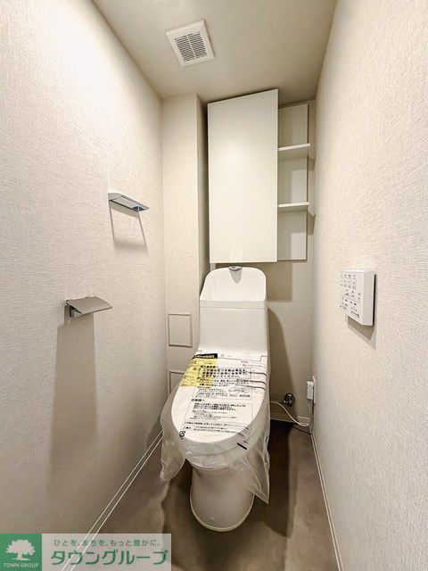 トイレ　※写真は同タイプ住戸です。