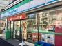 コンビニ　ファミリーマート北新宿大久保通り店（コンビニ）まで219m