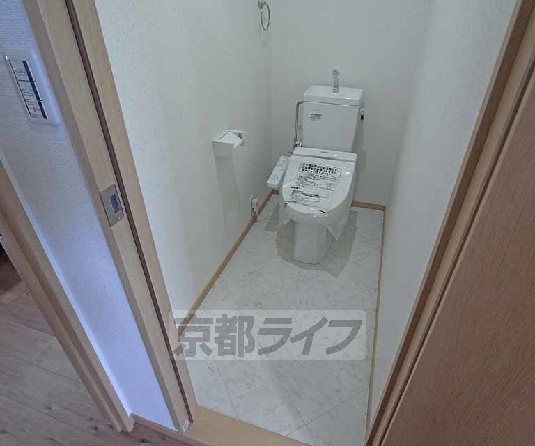 トイレ　ウォシュレット付きトイレ