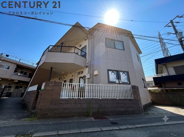 建物外観　敷地内駐車場あり！