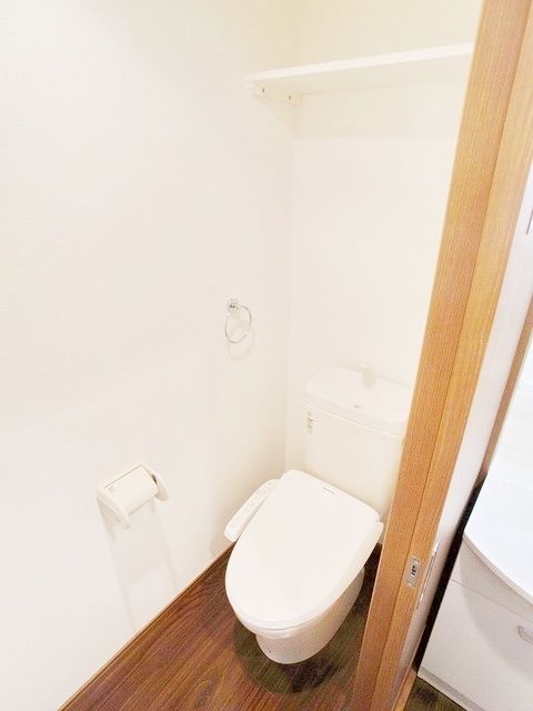 トイレ　★お部屋探しは株式会社タウンハウジング東京まで★