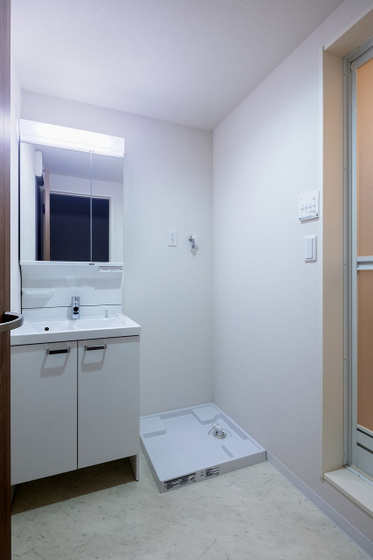 洗面設備　※別部屋の写真です