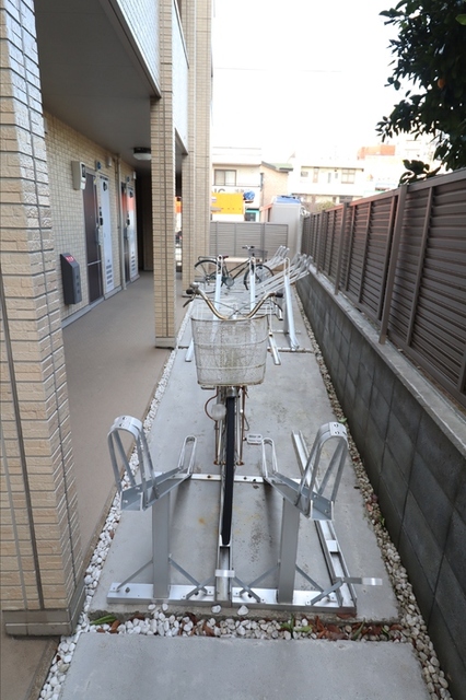 ロビー　駐輪場