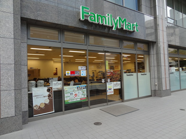 コンビニ　ファミリーマート西宮原一丁目店（コンビニ）まで412m