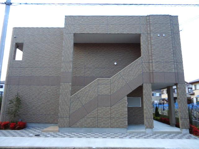 その他共有部分　外観写真（昼）