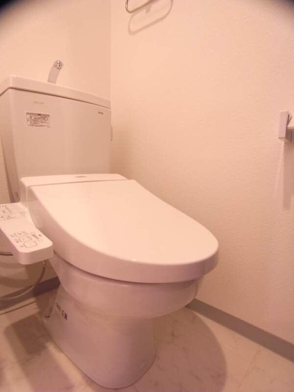 トイレ　落ち着いたトイレです