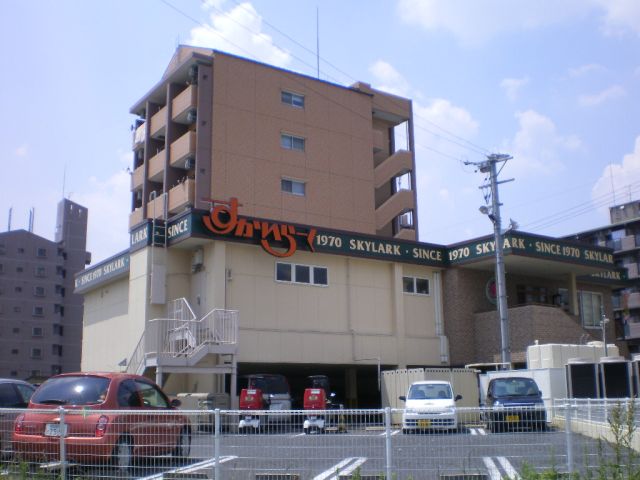 飲食店　ガスト（飲食店）まで160m