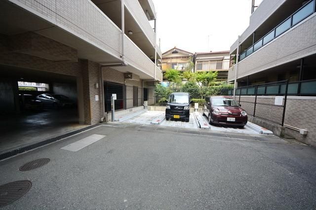 駐車場　♪機械式の敷地内駐車場♪