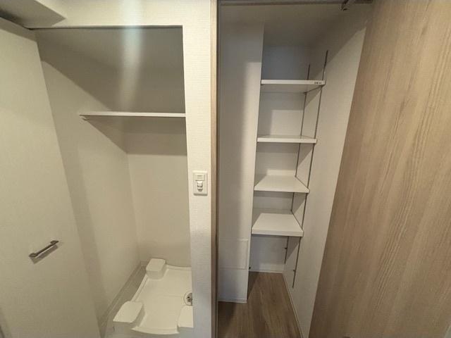 居室・リビング　同物件別部屋写真
