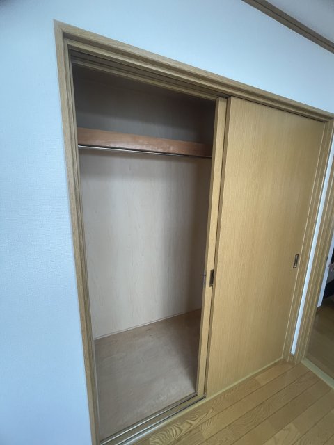 船寺通1丁目貸家の内装写真