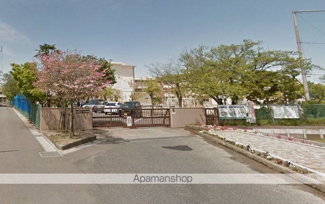 小学校　一色小学校（小学校）まで1104m