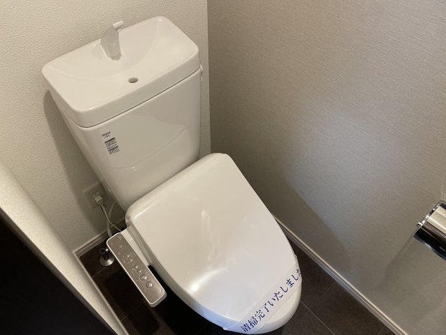 トイレ　同一仕様写真