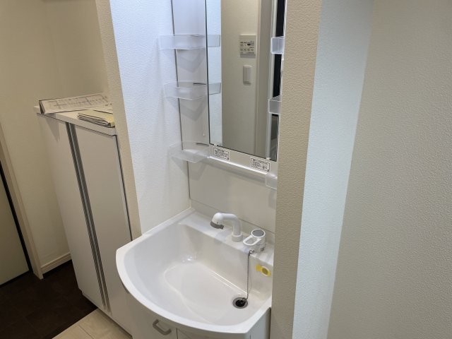 洗面設備　同一仕様写真