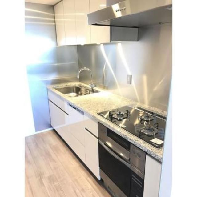 キッチン　※写真は同タイプ住戸です。