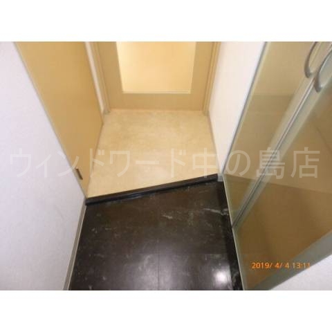 玄関　詳細は、ウィンドワード中の島店までご相談下さい。