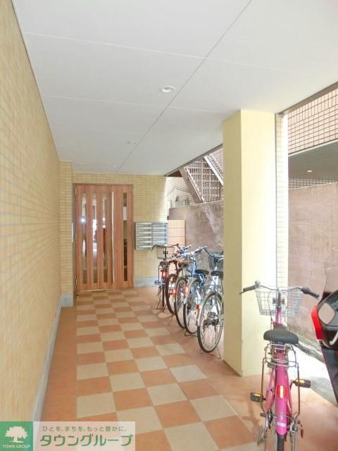 エントランス　お問合せはタウンハウジングまで！※現地待合わせ相談可能