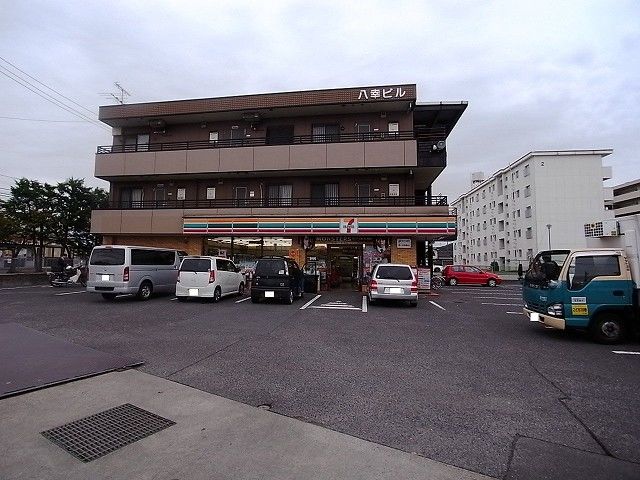 コンビニ　セブン-イレブン 倉敷堀南店（コンビニ）まで385m