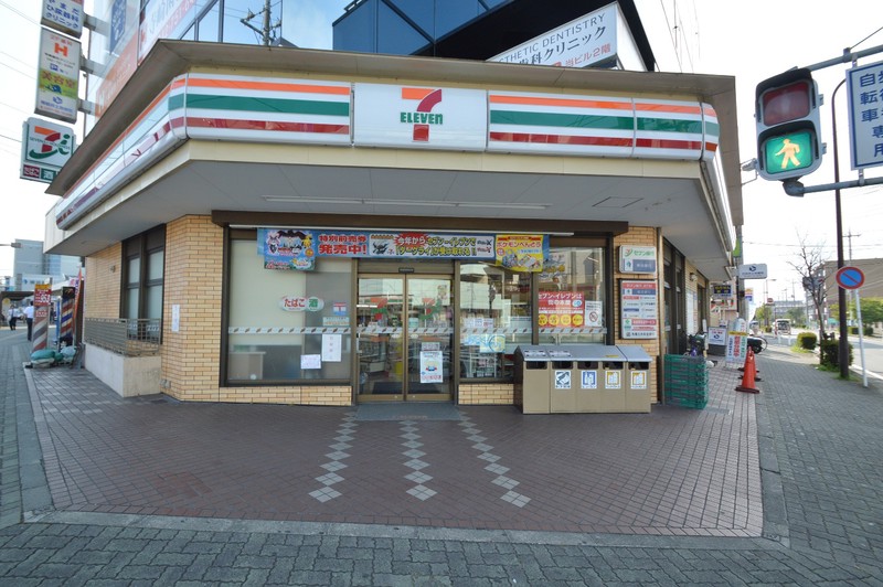 コンビニ　セブンイレブン相模原古渕北店　徒歩6分（コンビニ）まで447m