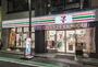 コンビニ　セブンイレブン 千駄ケ谷店（コンビニ）まで366m