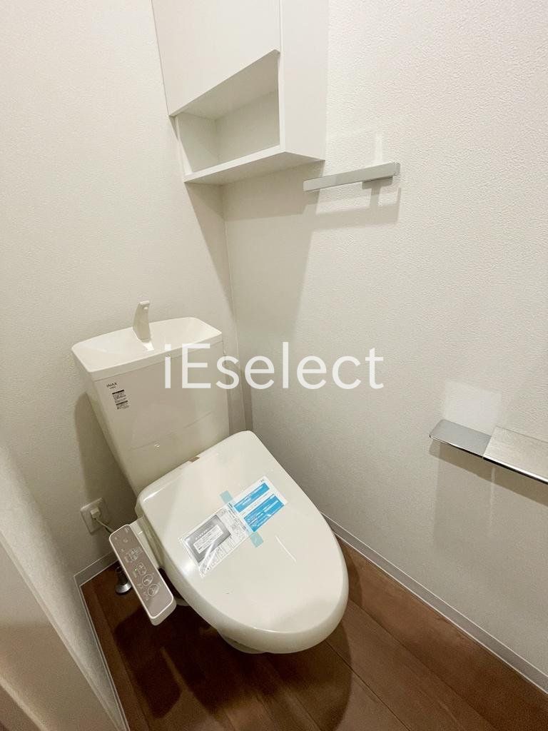 トイレ　温水洗浄便座もございます