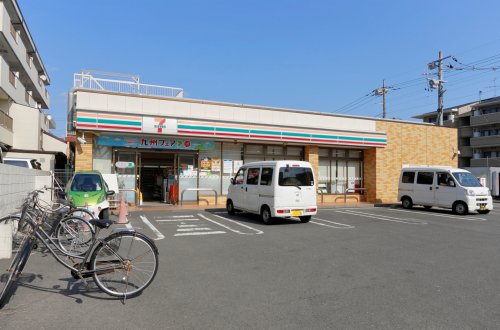 コンビニ　セブンイレブン葛飾鎌倉1丁目店（コンビニ）まで496m