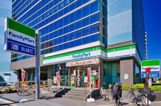 コンビニ　ファミリーマート 辰巳一丁目店（コンビニ）まで199m