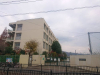 小学校　八尾市立曙川東小学校（小学校）まで211m