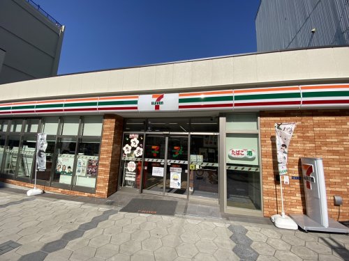 コンビニ　セブンイレブン 大阪高津1丁目店（コンビニ）まで100m
