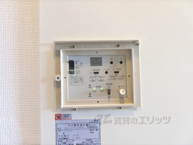 その他設備　給湯器リモコン