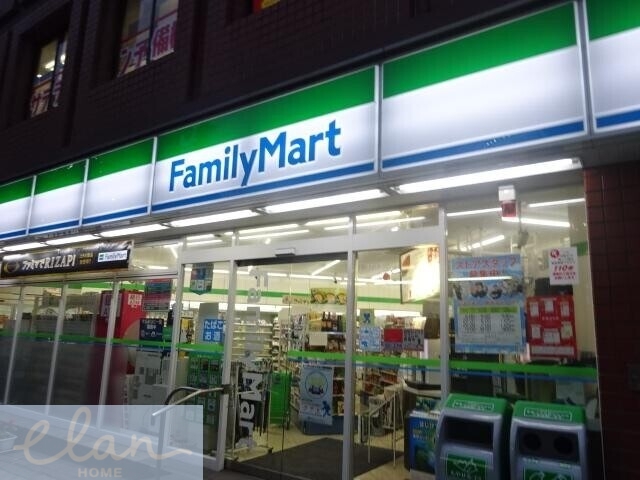 コンビニ　ファミリーマート鶴橋駅前店（コンビニ）まで192m