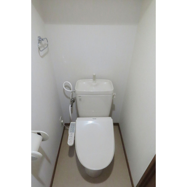 トイレ　トイレもきれいです