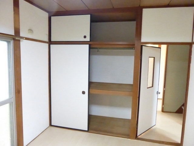 収納　奥行きのあるしっかり収まる収納♪