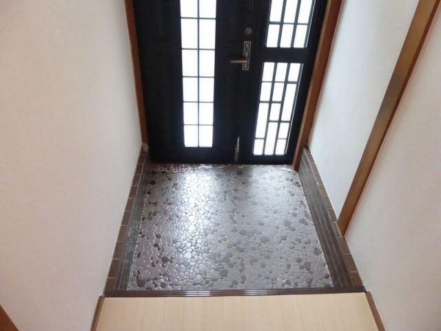 玄関　玄関はおうちの顔ですね♪