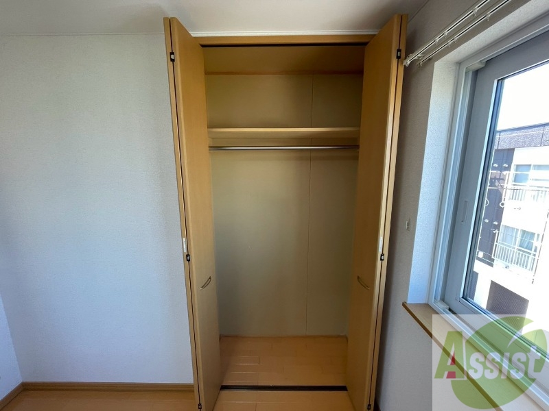 収納　収納もバッチリあるのでお部屋が片付きますよ！