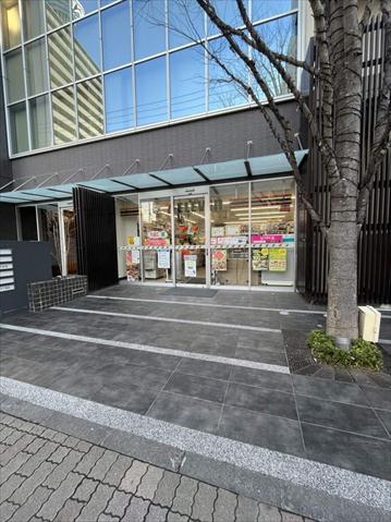 コンビニ　セブン－イレブン墨田業平４丁目店（コンビニ）まで176m