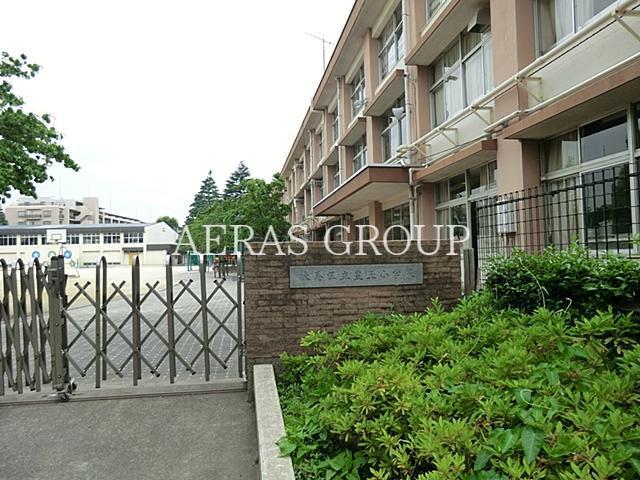 小学校　練馬区立豊玉小学校（小学校）まで486m