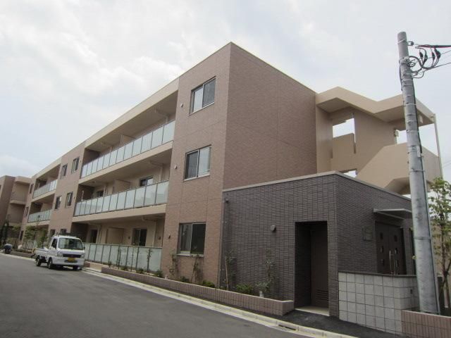 建物外観　★装備充実マンションです★