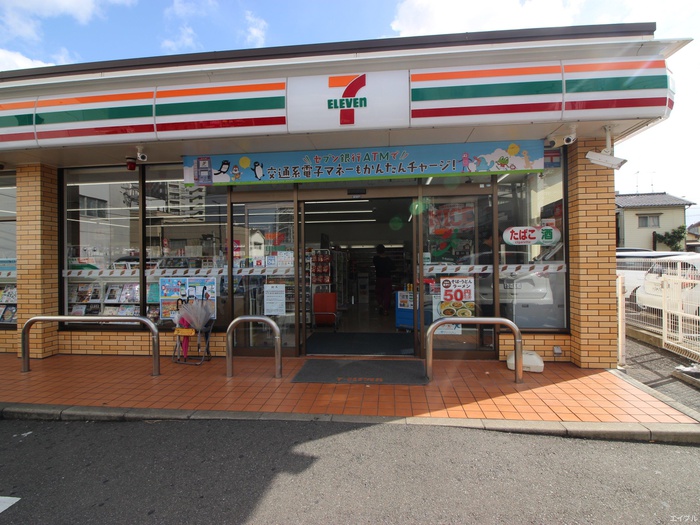 コンビニ　セブンイレブン博多吉塚1丁目店（コンビニ）まで169m