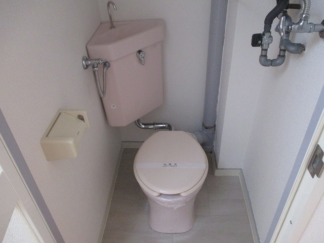 トイレ　清潔感のあるトイレです