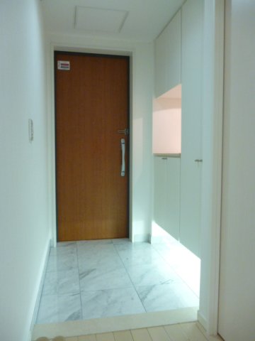 玄関　玄関※別部屋参考写真