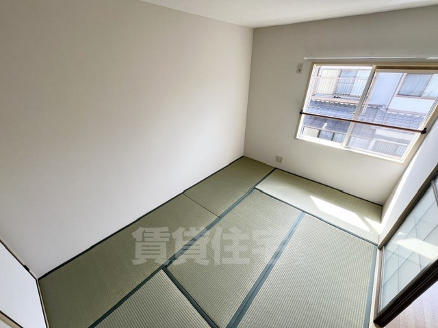 グランメゾン田原本2の居間写真
