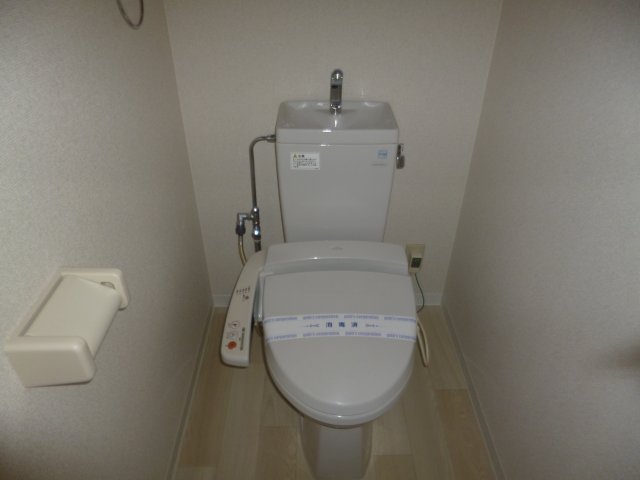トイレ　ウォシュレット