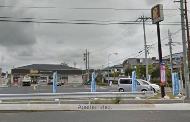 コンビニ　デイリーヤマザキ　奈良ビバリーヒルズ店（コンビニ）まで363m